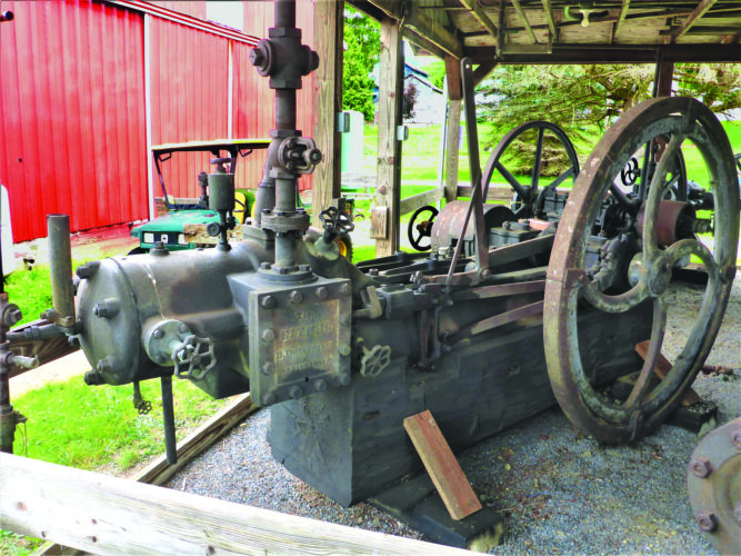 What is an Oil Field Engine? Image